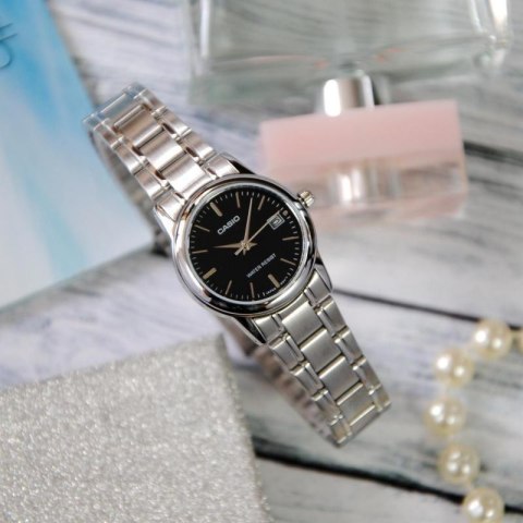 ZEGAREK DAMSKI CASIO LTP-V002D-1A (zd587e) + BOX ZEGAREK DAMSKI CASIO LTP-V002D-1A (zd587e) + BOX