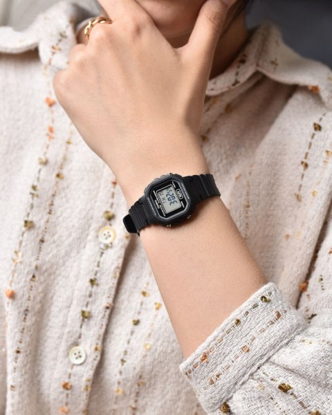 ZEGAREK DZIECIĘCY CASIO LA-20WH-1AEF + BOX ZEGAREK DZIECIĘCY CASIO LA-20WH-1AEF + BOX
