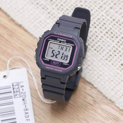 ZEGAREK DZIECIĘCY CASIO LA-20WH-8ADF + BOX ZEGAREK DZIECIĘCY CASIO LA-20WH-8ADF + BOX