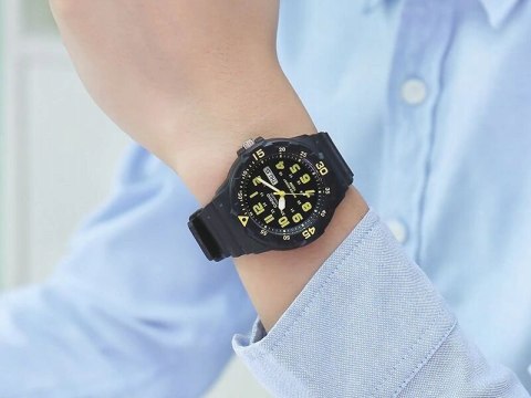 ZEGAREK MĘSKI CASIO MRW-200H-9B (zd147i) + BOX ZEGAREK MĘSKI CASIO MRW-200H-9B (zd147i) + BOX