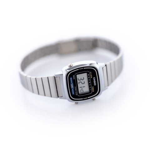 ZEGAREK DAMSKI CASIO VINTAGE LA670WA-1D (zd597c) + BOX ZEGAREK DAMSKI CASIO VINTAGE LA670WA-1D (zd597c) + BOX