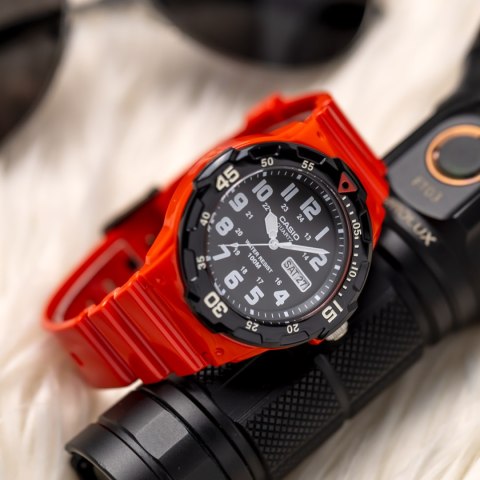 ZEGAREK MĘSKI CASIO MRW-200HC-4BVDF 10 Bar (zd174b) + BOX ZEGAREK MĘSKI CASIO MRW-200HC-4BVDF 10 Bar (zd174b) + BOX