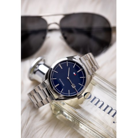 ZEGAREK MĘSKI TOMMY HILFIGER Theo 1710426 (zf092b) + BOX ZEGAREK MĘSKI TOMMY HILFIGER Theo 1710426 (zf092b) + BOX