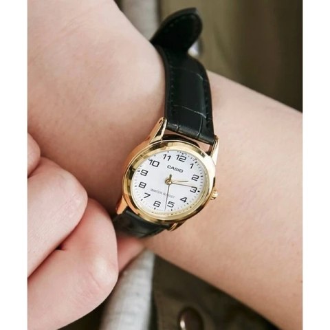 ZEGAREK DAMSKI CASIO LTP-V001GL-7B + BOX ZEGAREK DAMSKI CASIO LTP-V001GL-7B + BOX