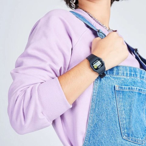 ZEGAREK MĘSKI CASIO F-94WA-8D + BOX ZEGAREK MĘSKI CASIO F-94WA-8D + BOX