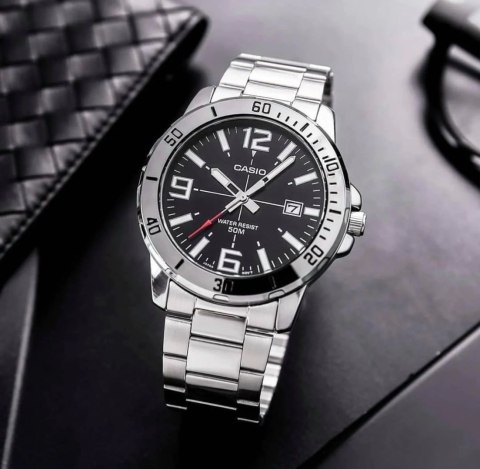 ZEGAREK MĘSKI CASIO MTP-VD01D-1BV + BOX ZEGAREK MĘSKI CASIO MTP-VD01D-1BV + BOX