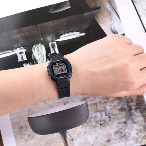 ZEGAREK DZIECIĘCY CASIO LA-20WH-1C + BOX (zd596f) ZEGAREK DZIECIĘCY CASIO LA-20WH-1C + BOX (zd596f)