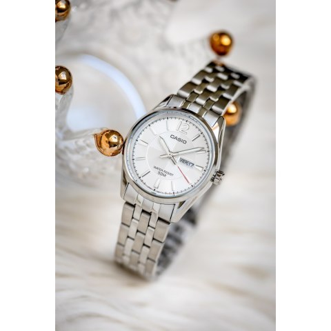 Zegarek Damski Casio LTP-1335D-7A (zd644e) + BOX Zegarek Damski Casio LTP-1335D-7A (zd644e) + BOX
