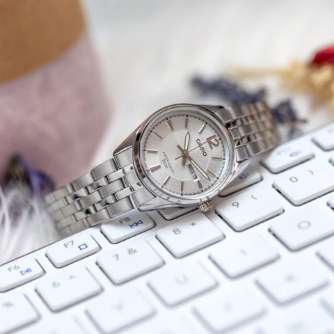 Zegarek Damski Casio LTP-1335D-7A (zd644e) + BOX Zegarek Damski Casio LTP-1335D-7A (zd644e) + BOX