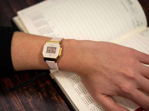 ZEGAREK DAMSKI CASIO Vintage Mini LA680WEGL-4EF + BOX ZEGAREK DAMSKI CASIO Vintage Mini LA680WEGL-4EF + BOX