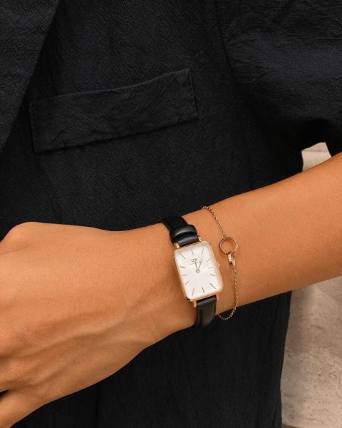 ZEGAREK DAMSKI DANIEL WELLINGTON DW00100434 - Quadro Pressed Sheffield Gold 32mm + BOX ZEGAREK DAMSKI DANIEL WELLINGTON DW00100434 - Quadro Pressed Sheffield Gold 32mm + BOX