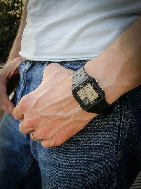 ZEGAREK MĘSKI CASIO Digital LF-20W-1A + BOX ZEGAREK MĘSKI CASIO Digital LF-20W-1A + BOX