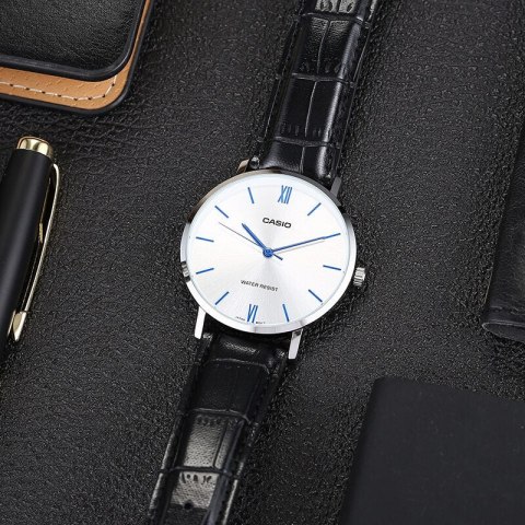 ZEGAREK MĘSKI CASIO MTP-VT01L-7B1 + BOX ZEGAREK MĘSKI CASIO MTP-VT01L-7B1 + BOX