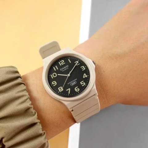 Zegarek Unisex Casio MQ-24UC-8BDF + BOX (zd629g) Zegarek Unisex Casio MQ-24UC-8BDF + BOX (zd629g)