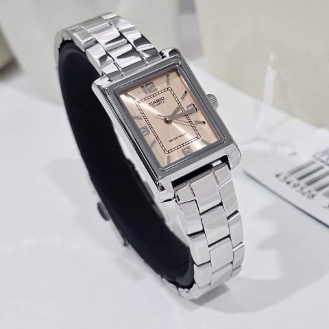 ZEGAREK DAMSKI CASIO LTP-1234DD-4A + BOX ZEGAREK DAMSKI CASIO LTP-1234DD-4A + BOX