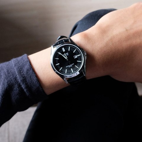 Zegarek Męski Casio MTS-100L-1A+ BOX (zd237a) SZAFIR Zegarek Męski Casio MTS-100L-1A+ BOX (zd237a) SZAFIR