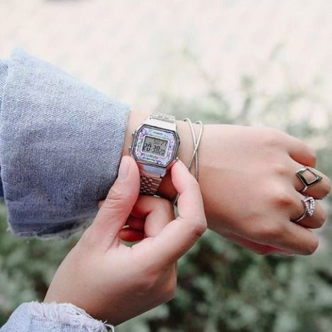 ZEGAREK DAMSKI CASIO LA680WA-2C (zd631i) + BOX ZEGAREK DAMSKI CASIO LA680WA-2C (zd631i) + BOX