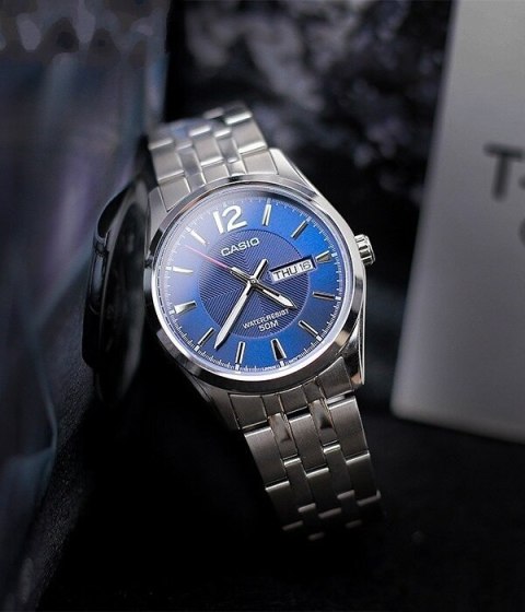 ZEGAREK MĘSKI CASIO MTP-1335D 2AV (zd026e) + BOX ZEGAREK MĘSKI CASIO MTP-1335D 2AV (zd026e) + BOX