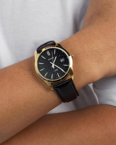 ZEGAREK MĘSKI CASIO MTP-VD03GL-1A + BOX ZEGAREK MĘSKI CASIO MTP-VD03GL-1A + BOX