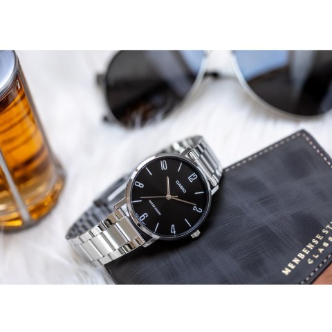 ZEGAREK MĘSKI CASIO MTP-VT01D-1B2 (zd165i) + BOX ZEGAREK MĘSKI CASIO MTP-VT01D-1B2 (zd165i) + BOX