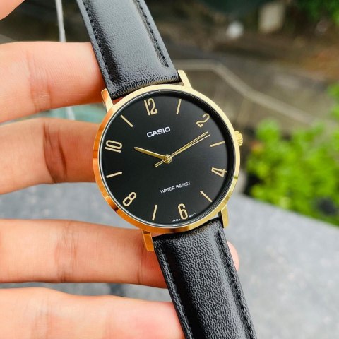 ZEGAREK MĘSKI CASIO MTP-VT01GL-1B2 + BOX ZEGAREK MĘSKI CASIO MTP-VT01GL-1B2 + BOX