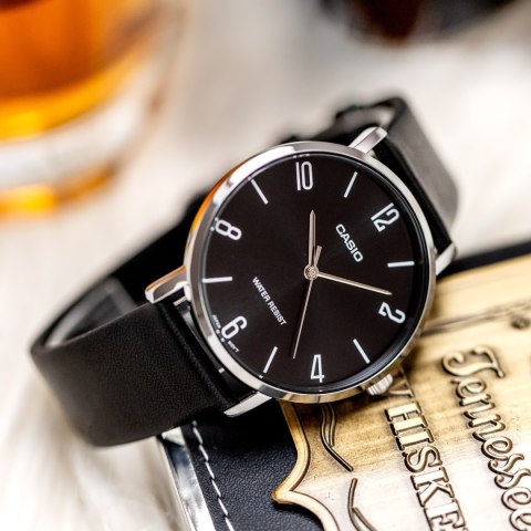 ZEGAREK MĘSKI CASIO MTP-VT01L-1B2 + BOX (zd165k) ZEGAREK MĘSKI CASIO MTP-VT01L-1B2 + BOX (zd165k)