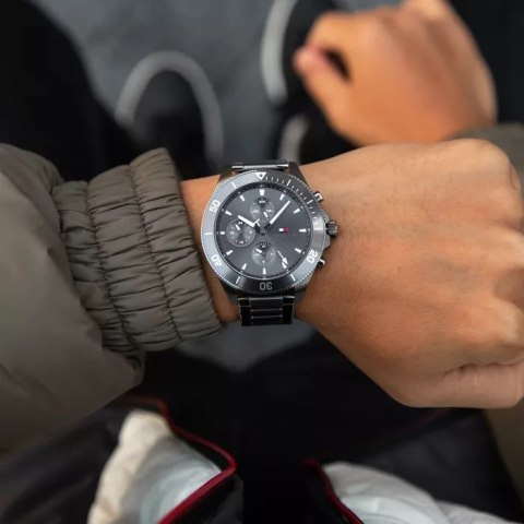 ZEGAREK MĘSKI TOMMY HILFIGER LARSON 1791918 (zf088c) ZEGAREK MĘSKI TOMMY HILFIGER LARSON 1791918 (zf088c)