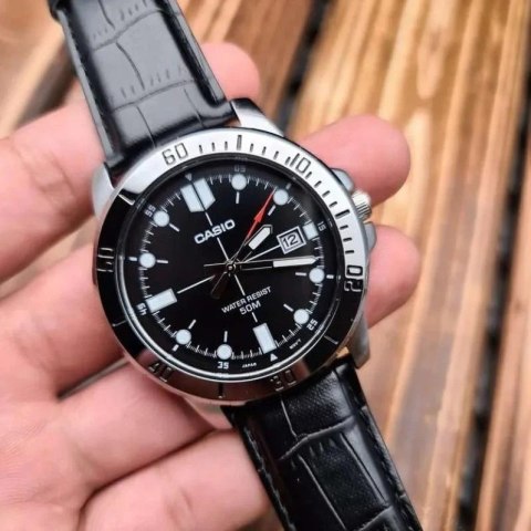 Zegarek Męski Casio MTP-VD01L-1EV + BOX Zegarek Męski Casio MTP-VD01L-1EV + BOX