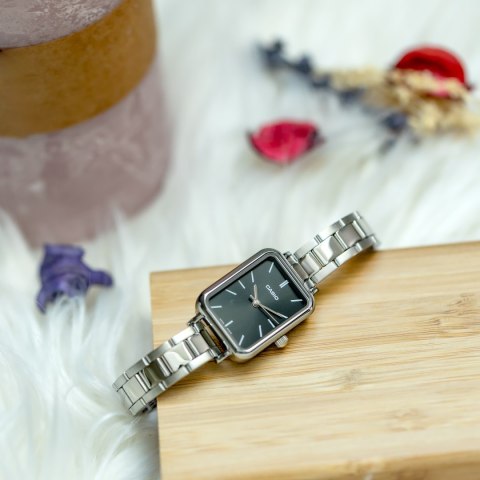 ZEGAREK DAMSKI CASIO LTP-V009D-1E + BOX ZEGAREK DAMSKI CASIO LTP-V009D-1E + BOX