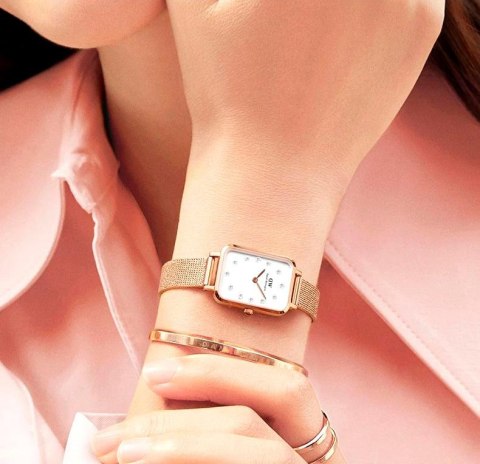 ZEGAREK DAMSKI DANIEL WELLINGTON Quadro Lumine Pressed Piano 20mm DW00100578 + BOX (zw519b) ZEGAREK DAMSKI DANIEL WELLINGTON Quadro Lumine Pressed Piano 20mm DW00100578 + BOX (zw519b)