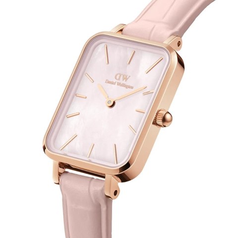 ZEGAREK DAMSKI DANIEL WELLINGTON Quadro Pressed Melrose Pearl 20mm DW00100508 + BOX (zw521a) ZEGAREK DAMSKI DANIEL WELLINGTON Quadro Pressed Melrose Pearl 20mm DW00100508 + BOX (zw521a)