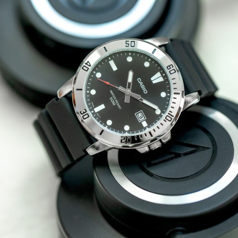 ZEGAREK MĘSKI CASIO MTP-VD01-1E (zd169g) + BOX ZEGAREK MĘSKI CASIO MTP-VD01-1E (zd169g) + BOX