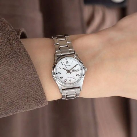 ZEGAREK DAMSKI CASIO LTP-V006D-7B + BOX ZEGAREK DAMSKI CASIO LTP-V006D-7B + BOX