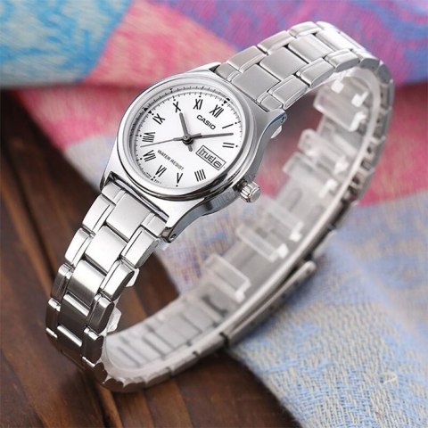 ZEGAREK DAMSKI CASIO LTP-V006D-7B + BOX ZEGAREK DAMSKI CASIO LTP-V006D-7B + BOX
