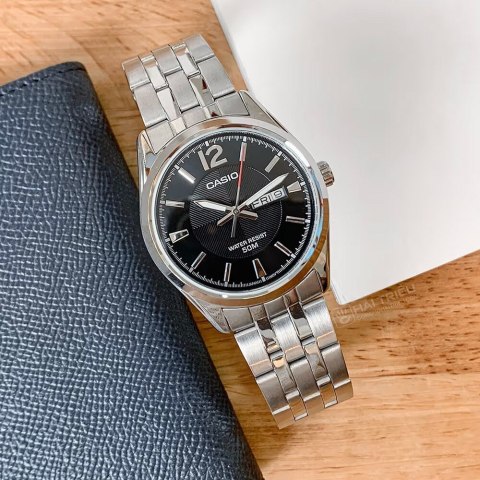 ZEGAREK MĘSKI CASIO MTP-1335D 1AV (zd026a) + BOX ZEGAREK MĘSKI CASIO MTP-1335D 1AV (zd026a) + BOX