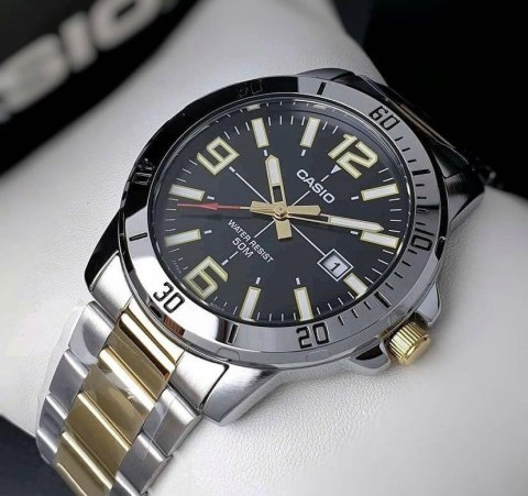 ZEGAREK MĘSKI CASIO MTP-VD01SG-1B + BOX ZEGAREK MĘSKI CASIO MTP-VD01SG-1B + BOX