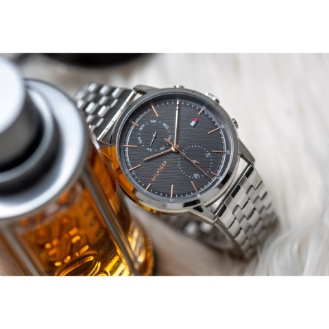 ZEGAREK MĘSKI TOMMY HILFIGER 1710431 Easton + BOX ZEGAREK MĘSKI TOMMY HILFIGER 1710431 Easton + BOX
