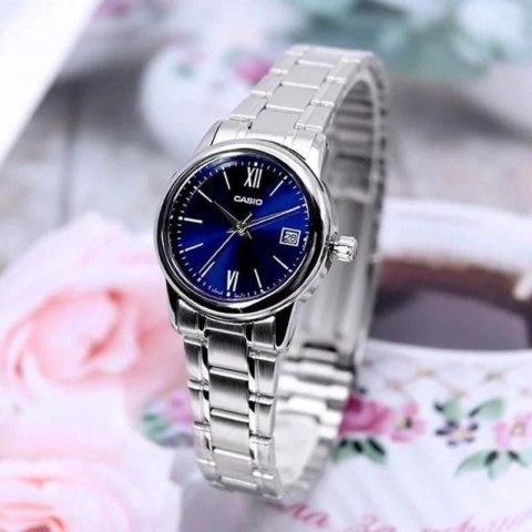 Zegarek Damski Casio LTP-V002D-2B3UDF + BOX Zegarek Damski Casio LTP-V002D-2B3UDF + BOX